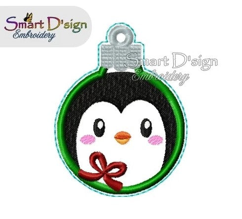 ITH PENGUIN CHRISTMAS BAUBLE